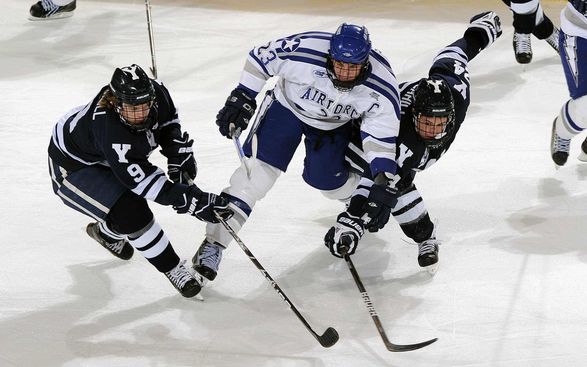 九游娱乐官网-_赛场上的温情：运动员相互鼓励、携手奋战_，运动员鼓励的话语
